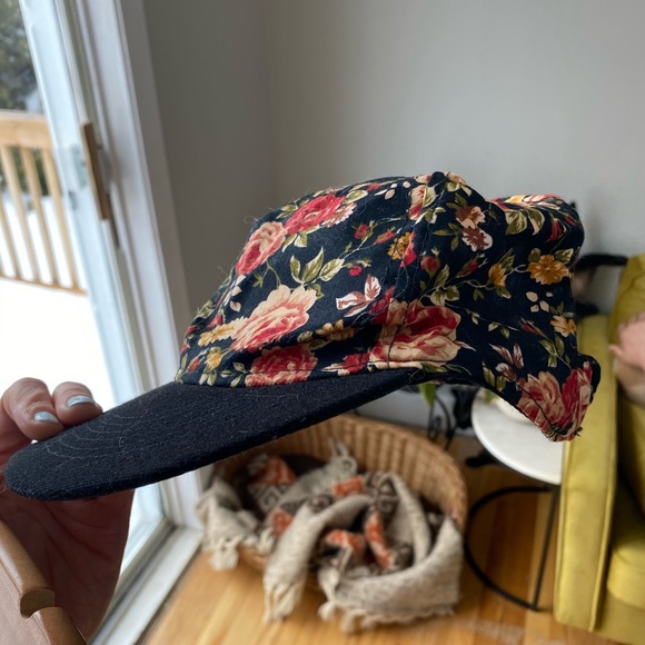 Flower Cap - Picture 3 of 3